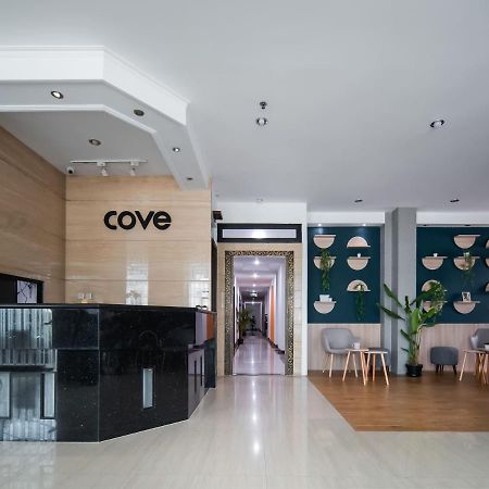 자카르타 Cove Taman 아파트 호텔 외부 사진